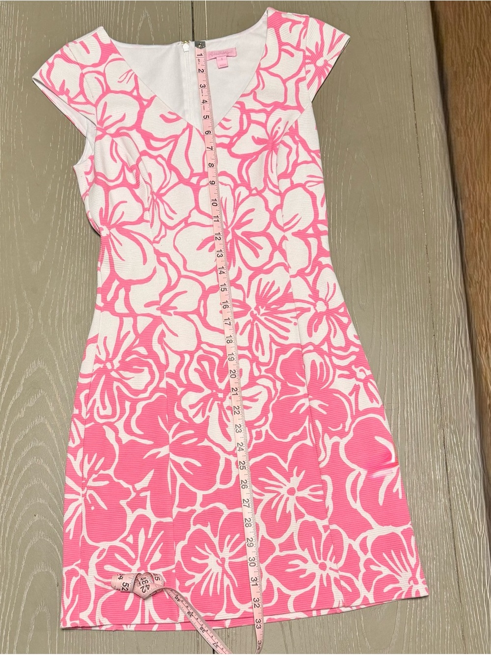 Lily Pulitzer Pink White Tropical Sheath Floral Dress Small V-Neck Resort Preppy - Picture 3 of 10